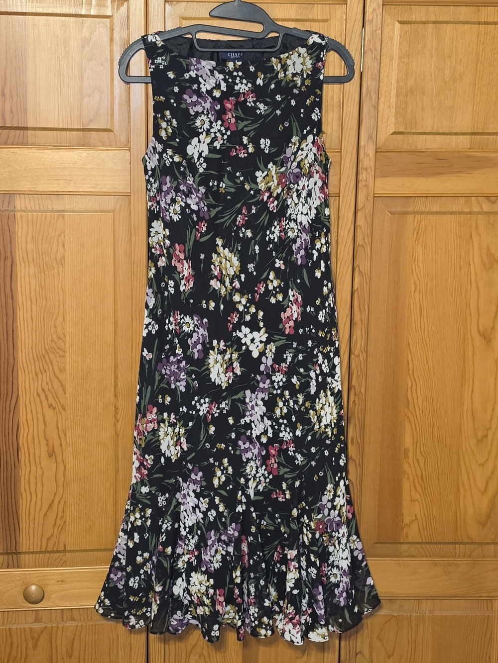 Chaps Black Sleeveless Floral Midi Dress